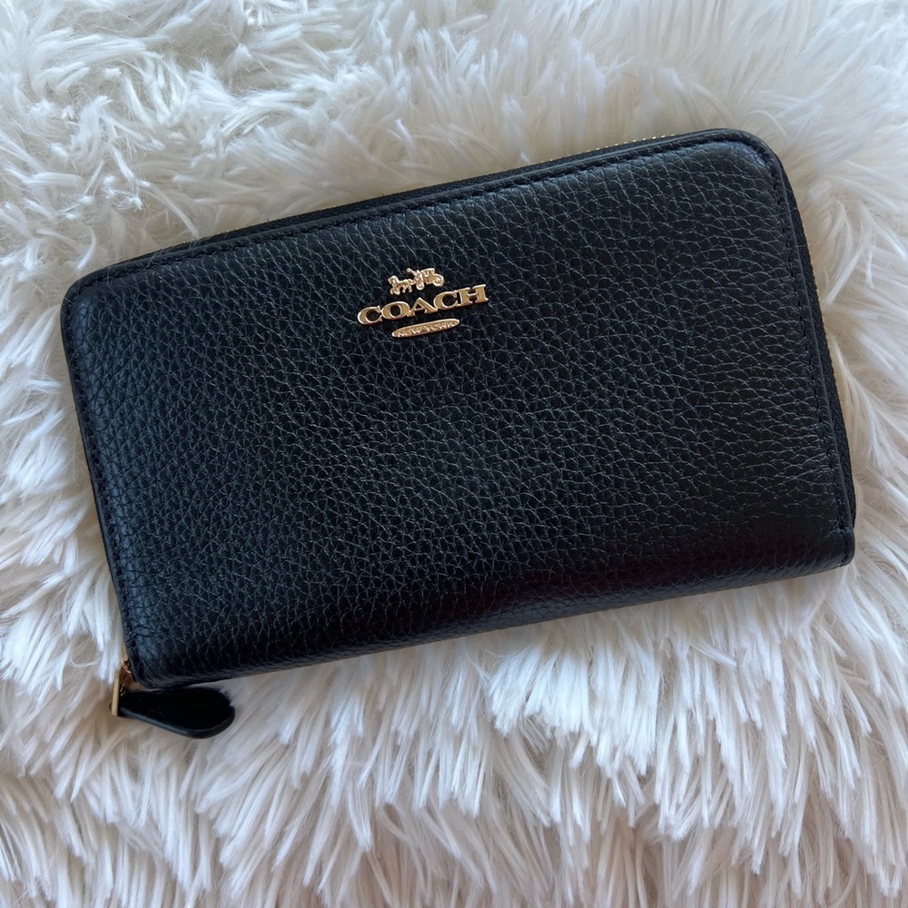 Coach Black Leather Zip Wallet